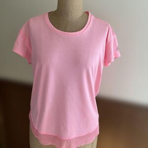 New Balance Women's Mesh Hem Running Tee - Pink Size L-XL